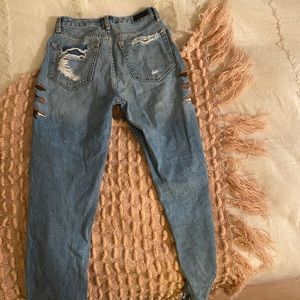 Abercrombie mom jeans